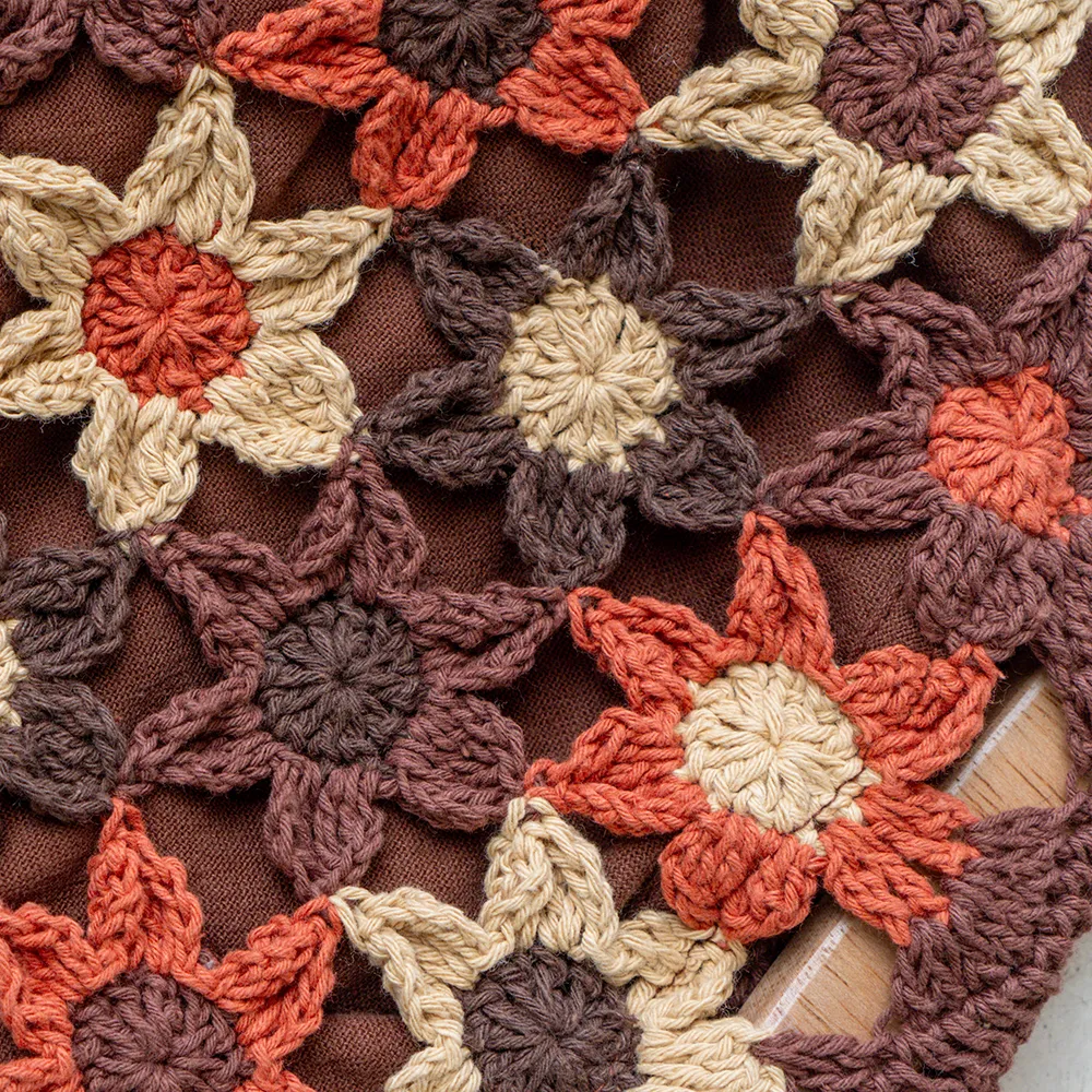 Crocheted Flower Handbag Brown