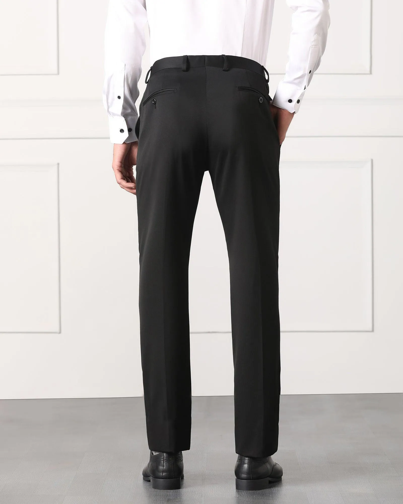 Must Haves Slim Comfort B-95 Formal Black Solid Trouser - Tisot